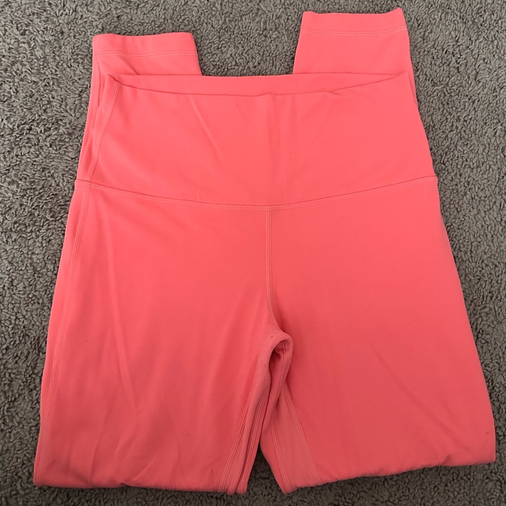 EUC 28” Align Lululemon Legging- DOUBLE LINED